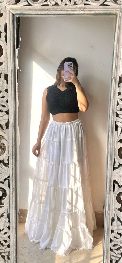 Basic white skirt